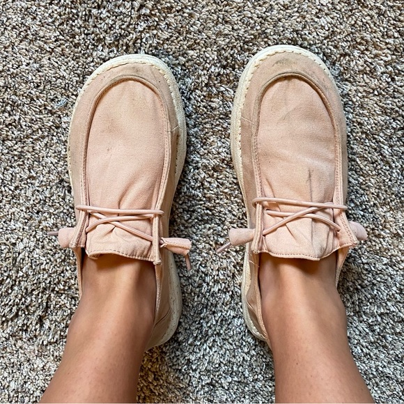 Women’s Hey Dudes - Picture 1 of 1